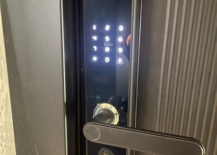 Gasthuis E - Five 3*